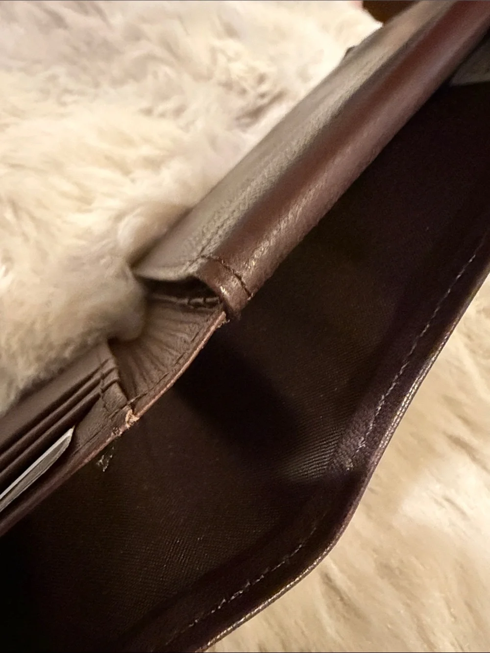 Buxton Men’s Brown Leather Bifold Wallet